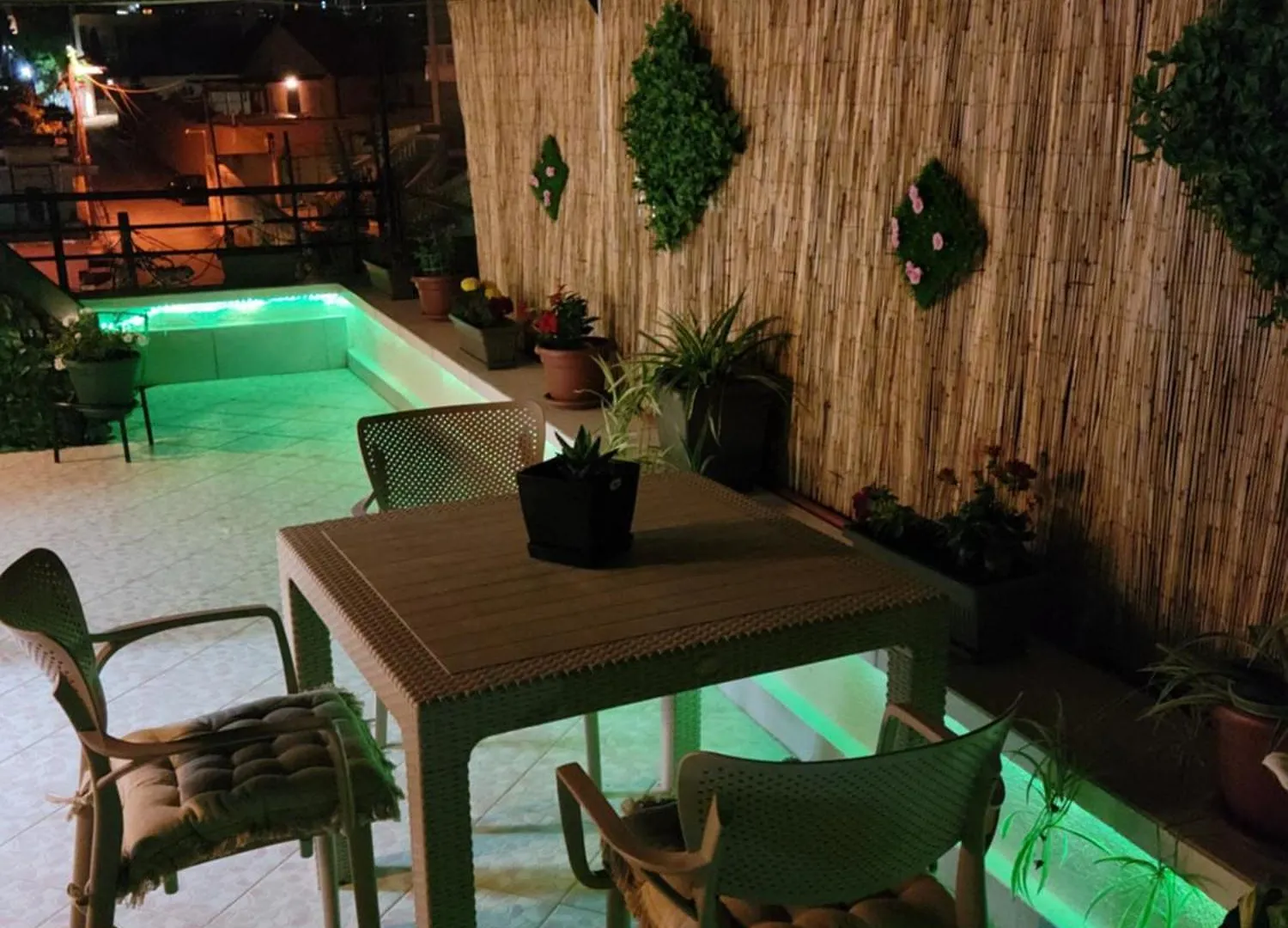 Gledis Apartment Tirana - Panoramic City Terrace 0*,  Albania