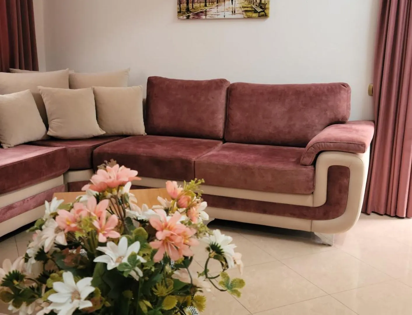 Gledis Apartment Tirana - Panoramic City Terrace